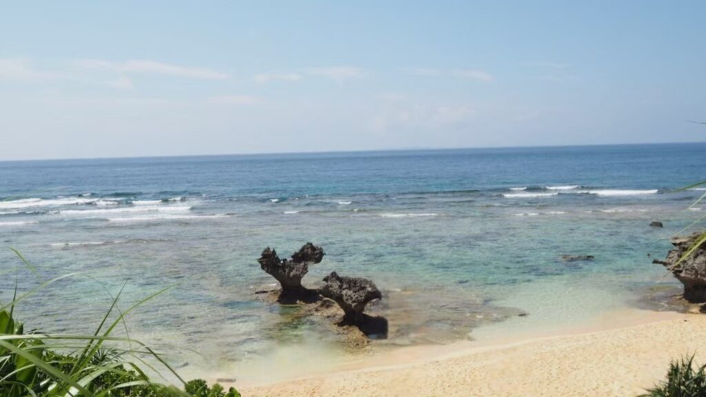 沖縄県北部古宇利島│ハートロック